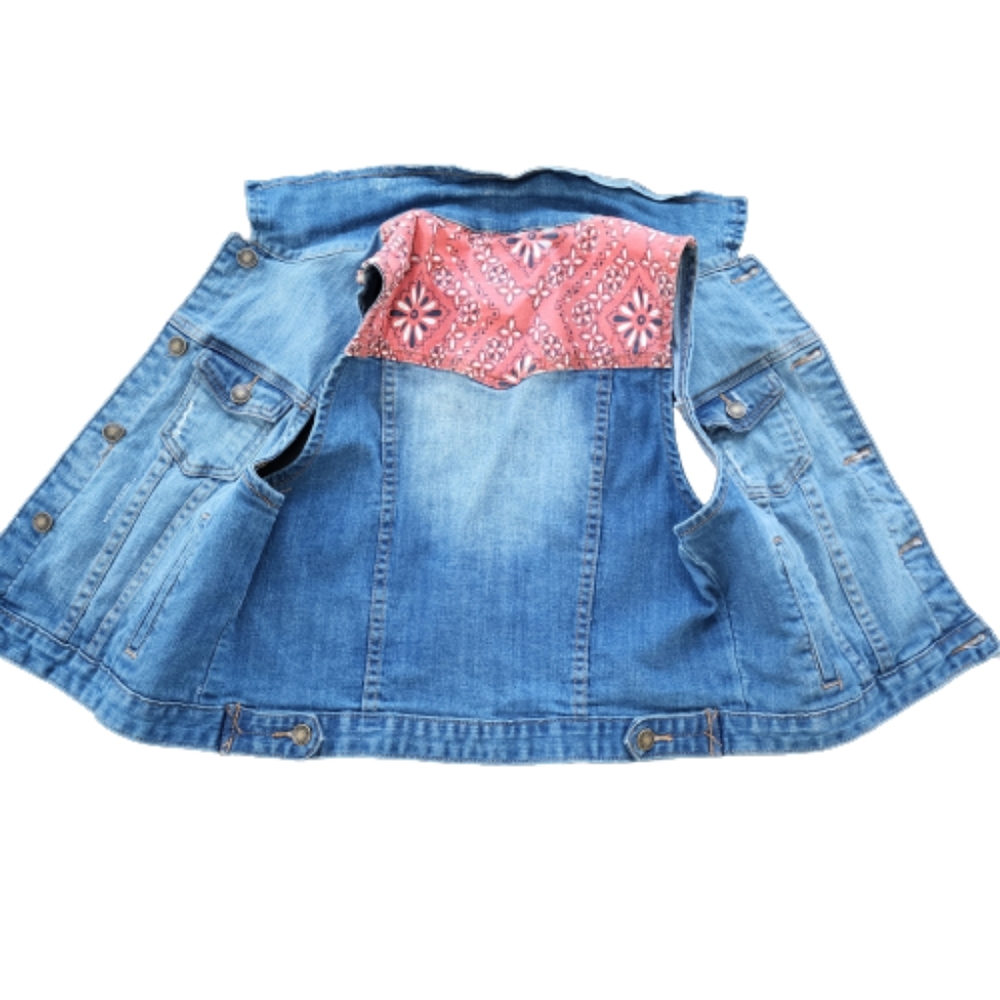 Forever 21 Premium Denim Red Bandana Coastal Cowgirl Blue Jean Vest ♥️